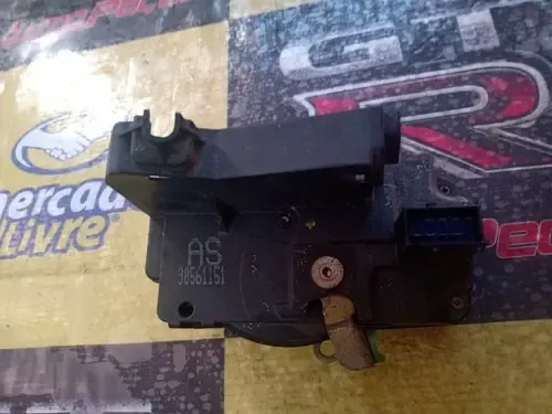 Fechadura Porta Dianteira Esquerda Astra 90561151 Usado