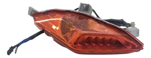 Lanterna Direita Detalhe Yamaha Xmax 250 2021 2024 Original Direito/passageiro Vermelho