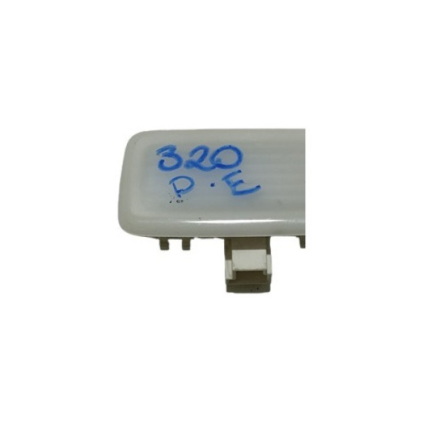 Luz Cortesia Interna Esq Bmw 320 2014 A268