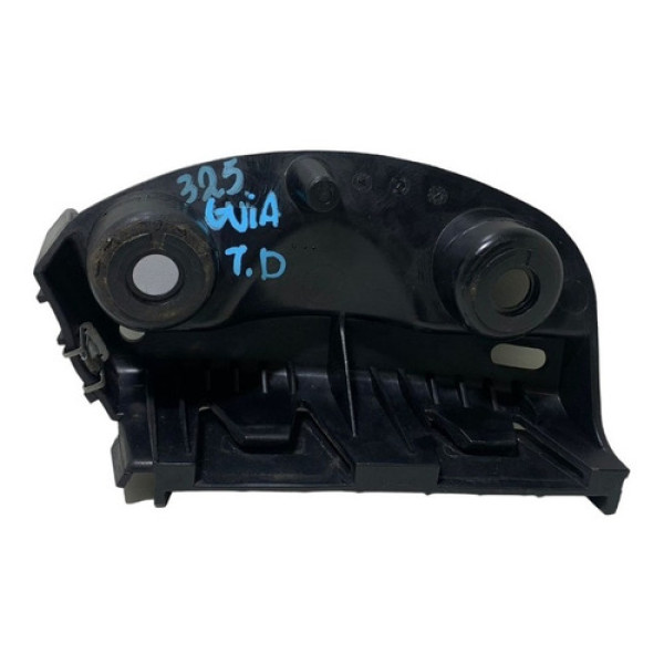 Guia Direito Parachoq Traseiro Bmw 325 2012 51127118194 5620