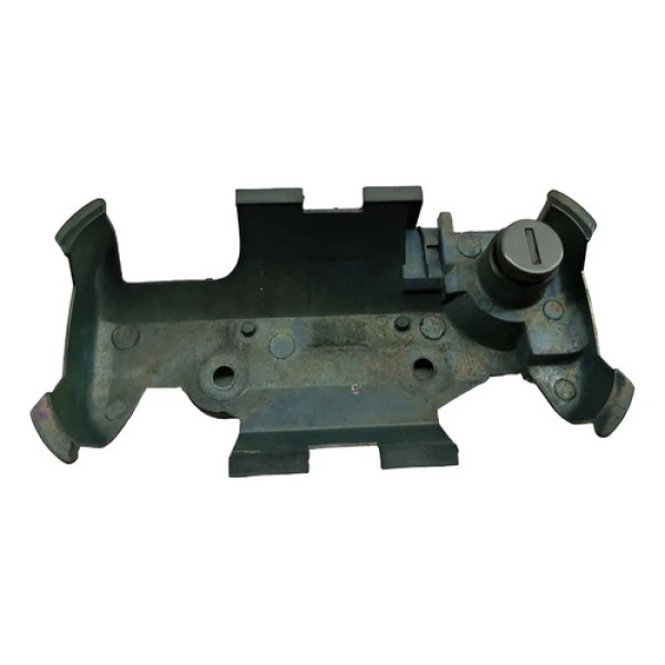 Suporte Maçaneta Porta Dianteira Direita Gm Corsa 2001