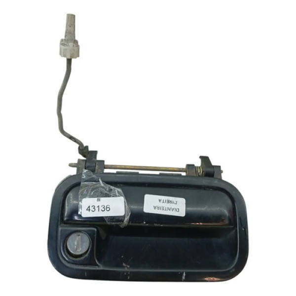 Macaneta Exter Dianteira Direito Gm Corsa Classic 2010 Preto Preto Dianteira