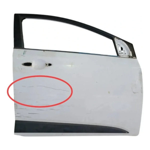 Porta Dianteira Direita Hyundai Hb20x  2017 Detalhe Dianteira Direita