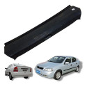Soleira Tampa Traseira Gm Astra Sedan 1999 A 2011 Preto
