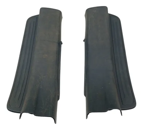 Par Soleira Traseira Chevrolet Captiva 2011 Preto Preto