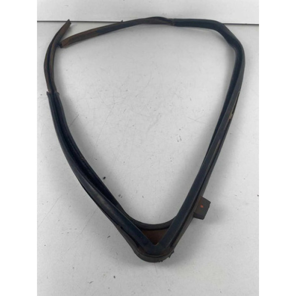 Canaleta Vidro Dianteira Esquerda Gm 94742903 Branco