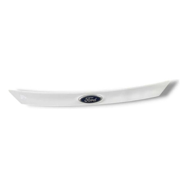 Moldura Placa Traseira Ford Focus Hatch 1.6 15 19 Detalhe Branco