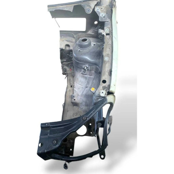 Caixa De Roda Esquerda Recorte Volkswagen Fox 2004 2008 Branco