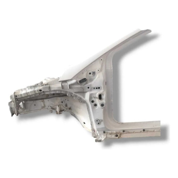 Caixa De Roda Lado Esquerdo Ford Focus 2015 2019 Recorte Branco