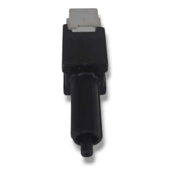Sensor Interruptor Pedal Freio Nissan March 2014-2017