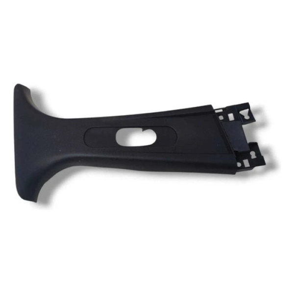 Moldura Coluna Cinto Direito Fiat Fastback Abarth 2023 2025 Preta