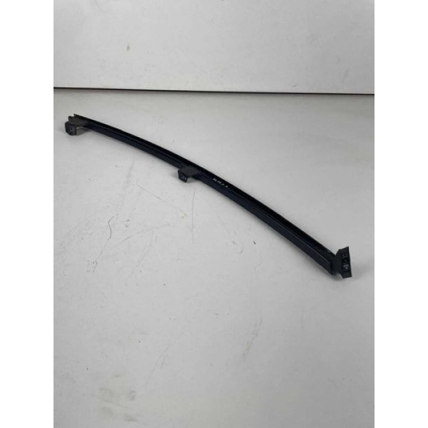 Guia Vidro Porta Tras Esquerda Toyota Corolla 2017 A 2019 Preto