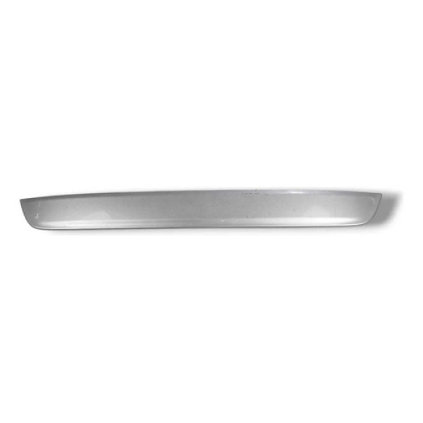 Moldura Puxador Luz Placa Nissan Kicks 16/22 908105rb0a Prata