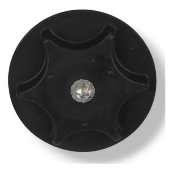 Parafuso Fixação De Estepe Nissan March/versa 2011 A 2020
