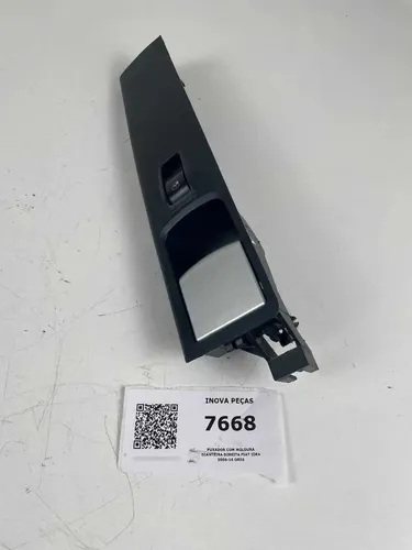 Puxador Com Moldura Dianteira Direita Fiat Idea 2006-16 Orig Cinza