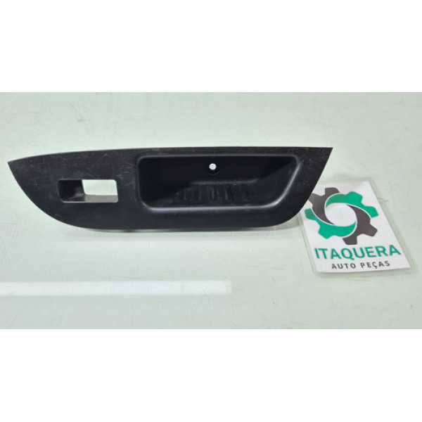 Moldura Comando Traseiro Direito Kia Sorento 2012 