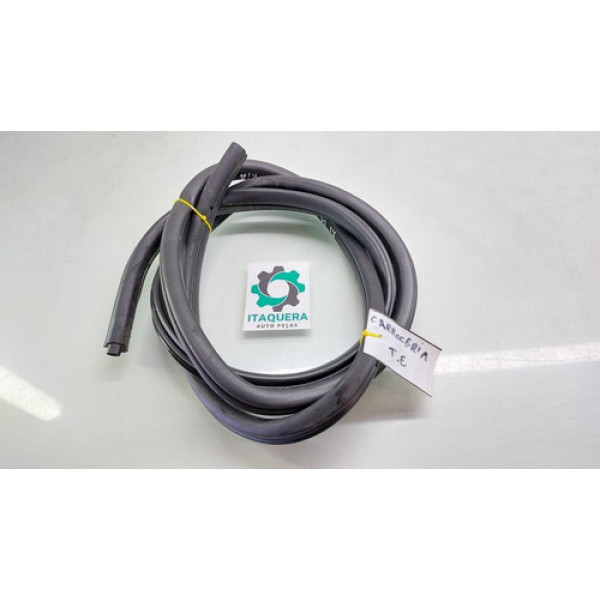 Borracha Carroceria Traseira Esquerda Bmw X1 Ano 2014 2015