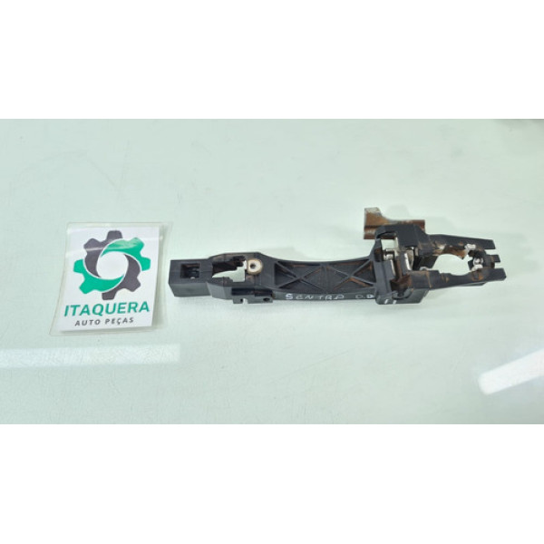 Suporte Maçaneta Dianteira Direita Nissan Sentra Ano 2011