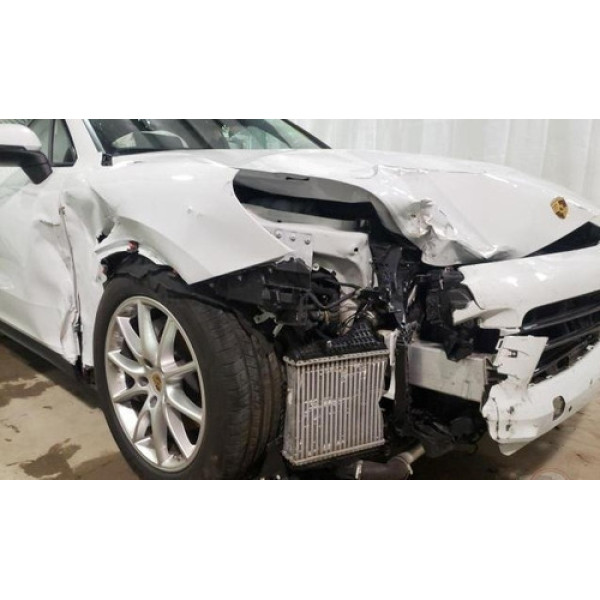 Sucata Retirada Peças Porsche Cayenne 3.0 20 Escapamento 