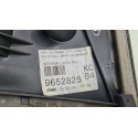 Acabamento Encosto Banco Traseiro Lado Direito Bmw X1 2015