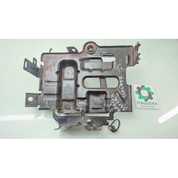Suporte Base Bateria Chevrolet Tracker Ano 2022 2023