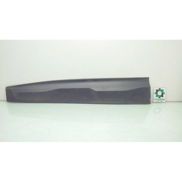 Aplique Porta Dianteira Esquerda Chevrolet Tracker 2022 2023