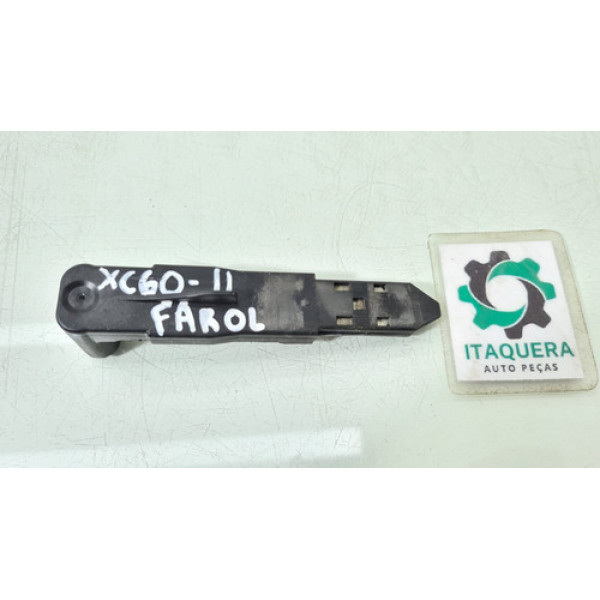 Trava Vareta Farol Volvo Xc60 T6 Ano 2010 2011