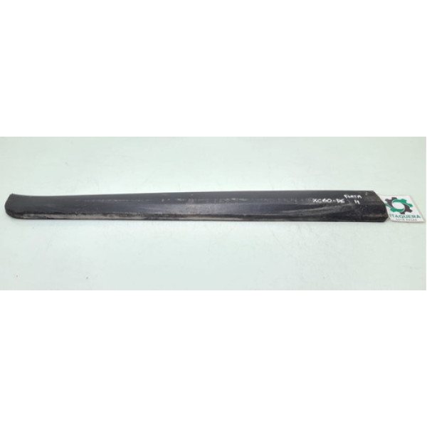 Moldura Aplique Porta Dianteiro Esquerda Volvo Xc60 Ano 2011
