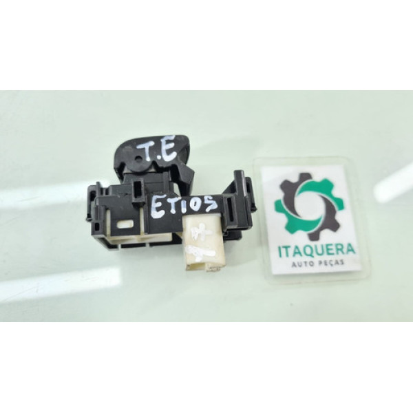 Comando Vidro Traseiro Esquerdo Toyota Etios 2016 2017 2018