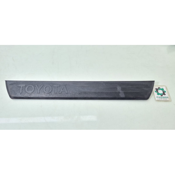 Soleira Porta Dianteira Direita Toyota Hilux Srx 2021 2022
