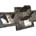 Emblema Grade Dianteiro Gravata Gm Onix Prisma Preto 12/16