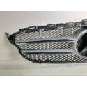 Grade Superior Mercedes C180 / C200  11072404 Preto Com Detalhes Cromados Preto