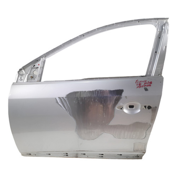 Porta Dianteira Esquerda Fluence  2015 2016 A 2018  19032408 Prata