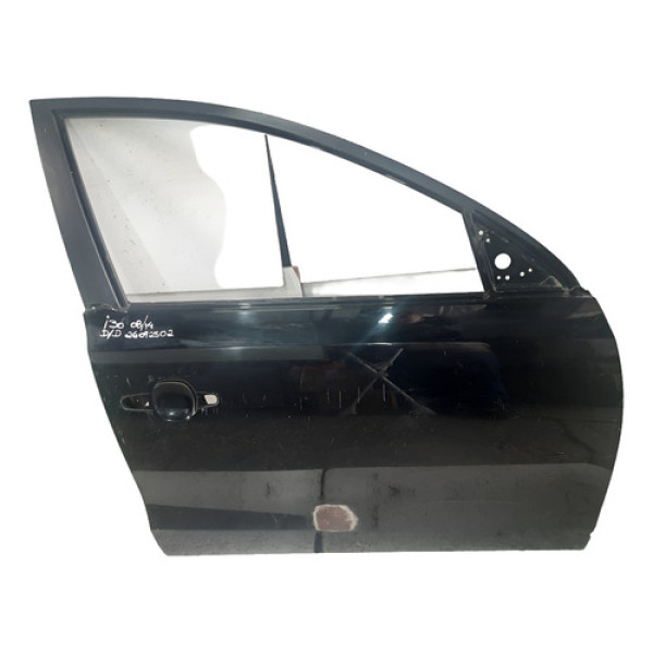 Porta Dianteira Direita Hyundai I30  2008 A 2014 26092502 Direito