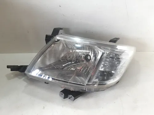 Farol Esquerdo Toyota Hilux 2012 2013 2014 2015 27052503 Esquerdo