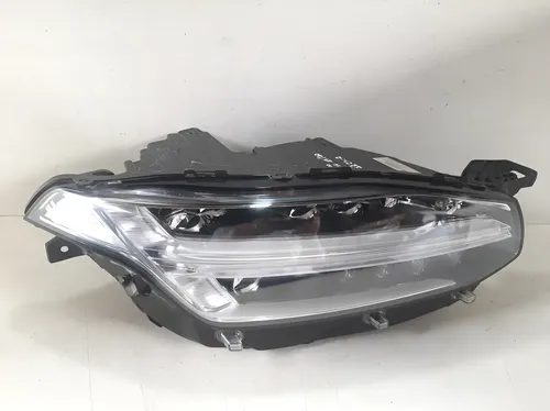 Farol Direito Volvo Xc90 2015 2016 2017 A 2020  21112302 Direito