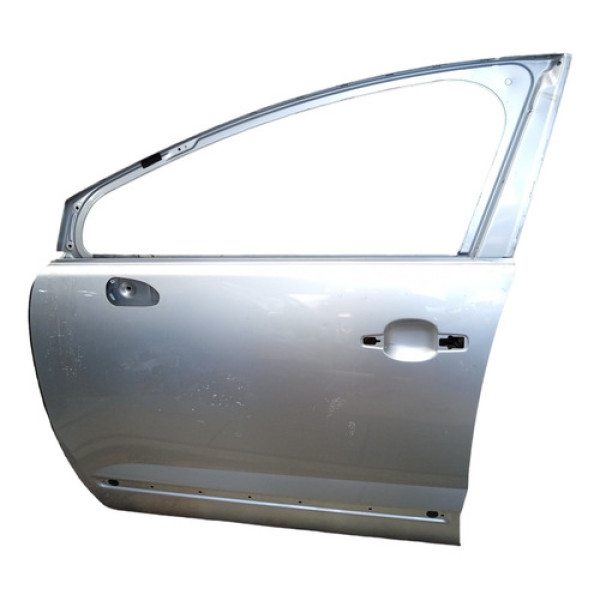 Porta Dianteira Esquerda Peugeot 3008 2012 2013 2014 2015  Esquerdo Prateado