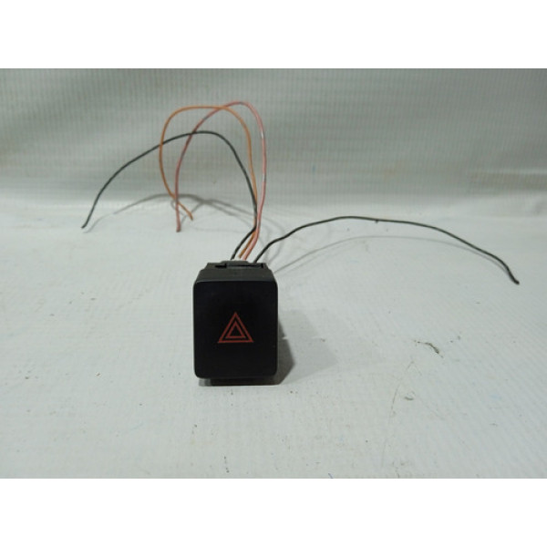 Botão Pisca Alerta Nissan March 2013/2015 Preto