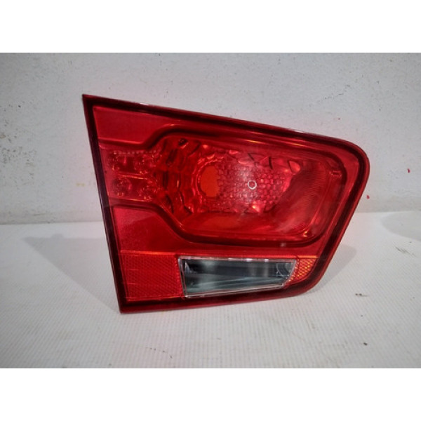 Lanterna Esquerda Tampa Traseira Cerato  2009/2013 Esquerdo/motorista Vermelho