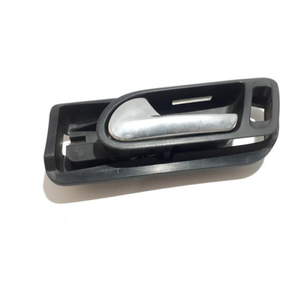 Maçaneta Interna Dianteira Esquerda Vw Tiguan 2010/2013 Dianteira