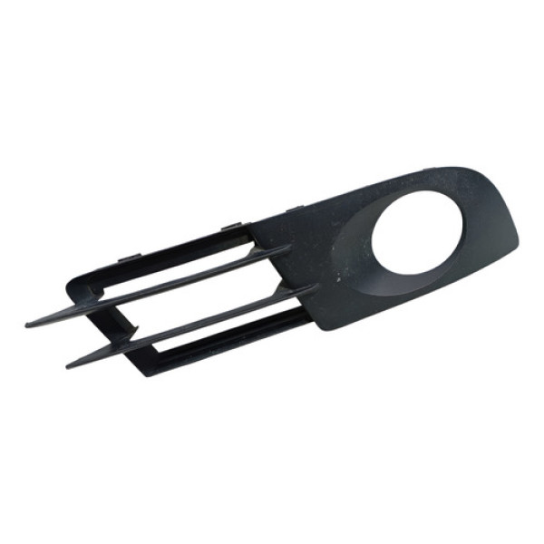 Moldura Farol De Milha Direito Chevrolet Vectra 2006 2011 Preto Direito