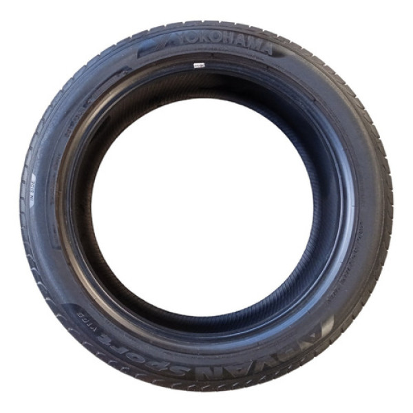 Pneu Yokohama Advan Sport V105 245/45zr19 Semi Novo  Y
