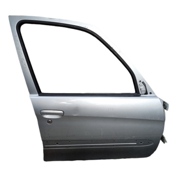 Porta Dianteira Direita Citroen Picasso 2005/2008  Dianteira Direita Prateado