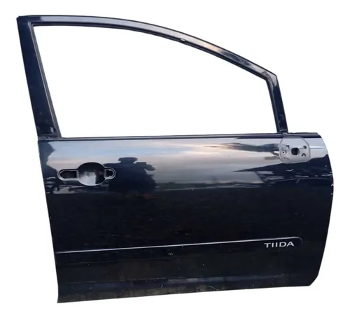 Porta Dianteira Direita Nissan Tiida Hatch 2008 2013 Dianteira Direto Preto