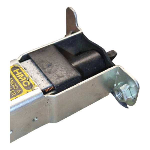 Trava Portinhola Tanque Hyundai Azera 2007/2011 957203l000