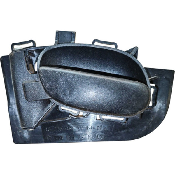 Maçaneta Interna Traseira Esquerdo Peugeot 206 2001 A 2006 Preto Traseira