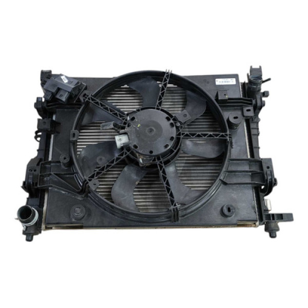 Radiador Completo 214817904r Renault Logan 1.6 2016 A 2021