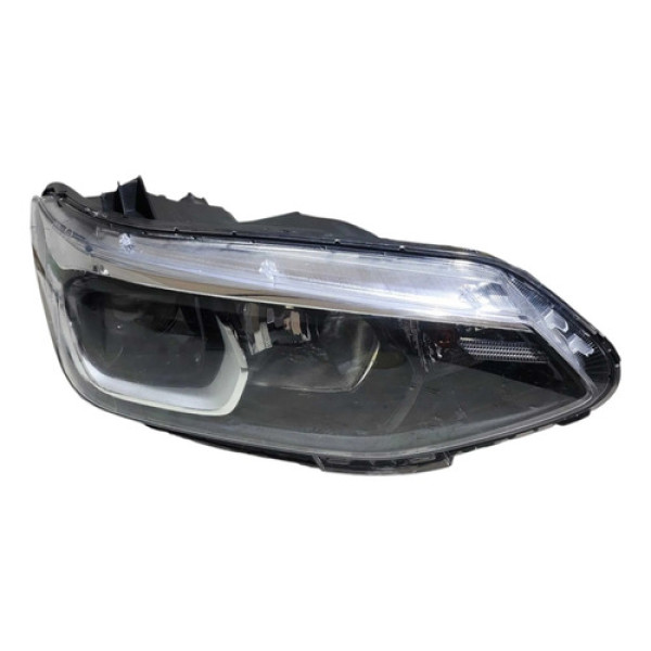 Farol Dianteiro Direito Gm Tracker 2020 A 2022 C/detalhe Direito/passageiro