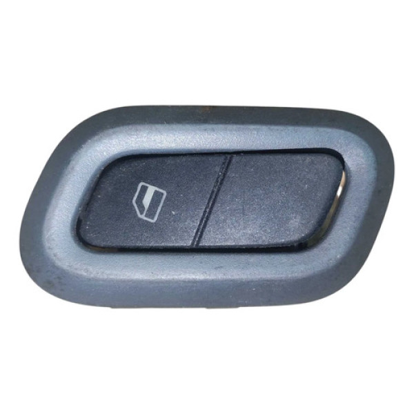 Botao Vidro Traseiro Direito Volkswagen Polo 2003 A 2007