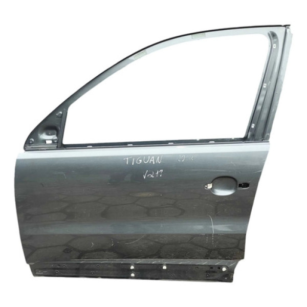 Porta Dianteira Esquerda Volkswagen Tiguan 2011/2013 Detalhe Dianteira Esquerdo Cinza